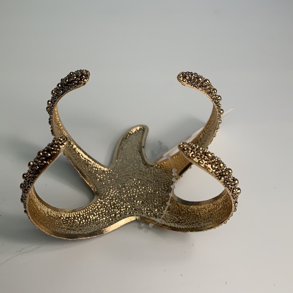 Gold Tone Starfish Cuff | Bangle Bracelet - Picture 6 of 6